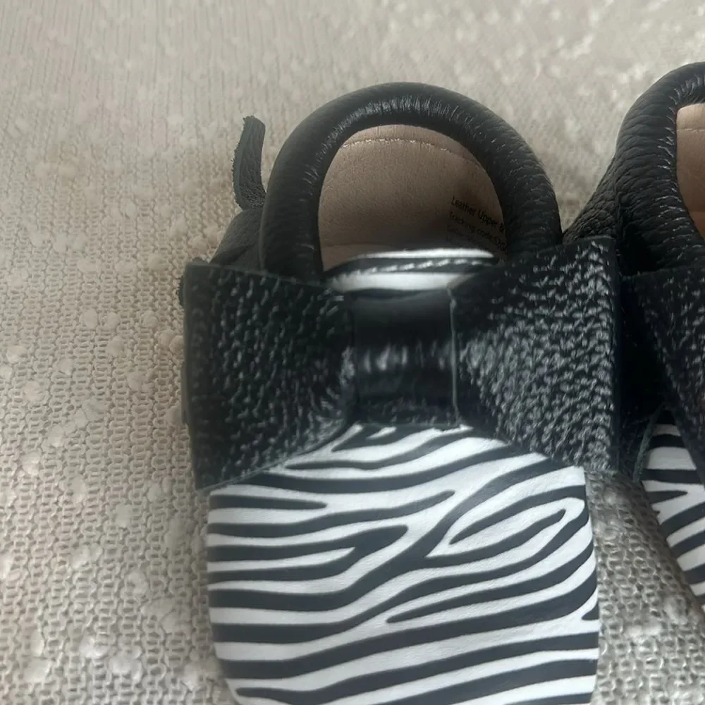 MONKEY FEET Black Zebra Moccasin Shoes 3-6M 3M 6M